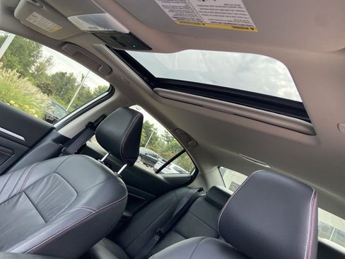 Used 2023 Nissan Altima 2.0 SR FWD image 29