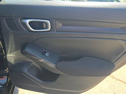 Used 2019 Honda Accord Sport image 18