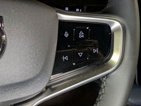 New 2025 Volvo EX30 Ultra w/ Climate Package image 17