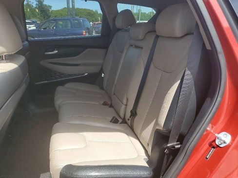 Used 2019 Hyundai Santa Fe AWD image 5