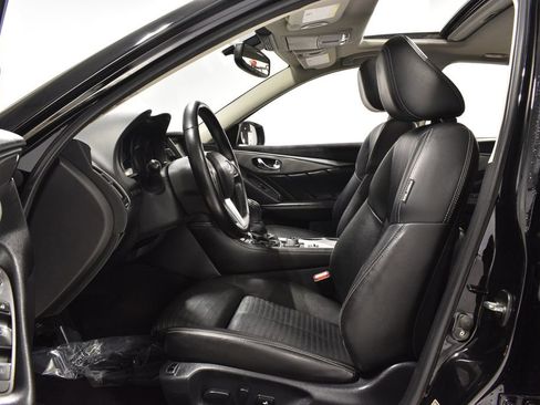 Used 2019 INFINITI Q50 Signature Edition w/ Cargo Package (L96) image 10