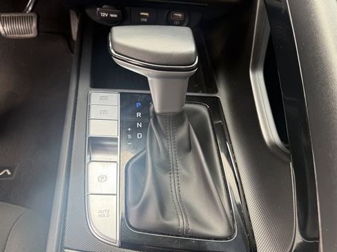 Used 2023 Hyundai Elantra SEL w/ Convenience Package image 27