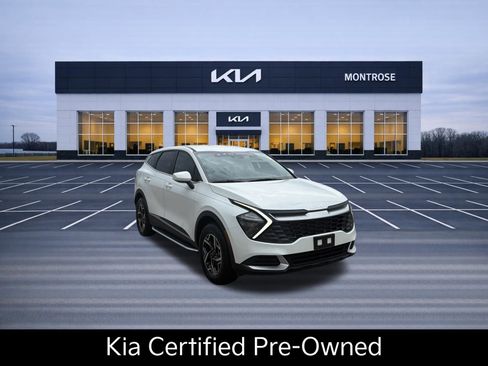 Certified 2023 Kia Sportage LX AWD/4WD image 3