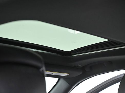 Used 2020 Jeep Grand Cherokee Limited w/ Premium Lighting Group image 32