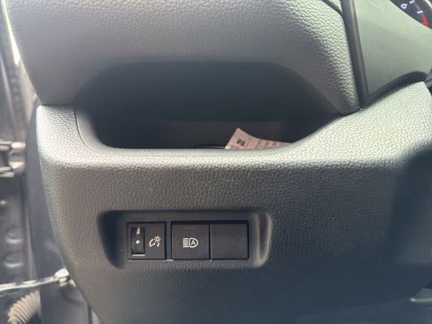 Used 2019 Toyota RAV4 XLE image 20