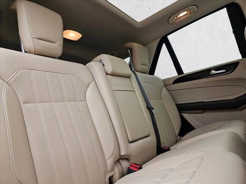 Used 2017 Mercedes-Benz GLE 350 image 17