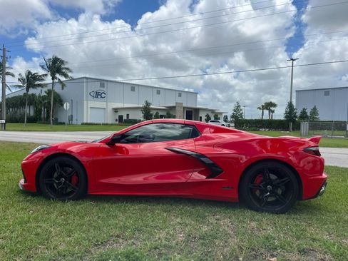Used 2023 Chevrolet Corvette Stingray Convertible w/ Z51 Performance Package RWD image 9