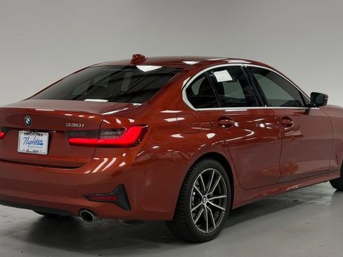 Used 2020 BMW 330i xDrive 330i xDrive w/ Convenience Package image 4