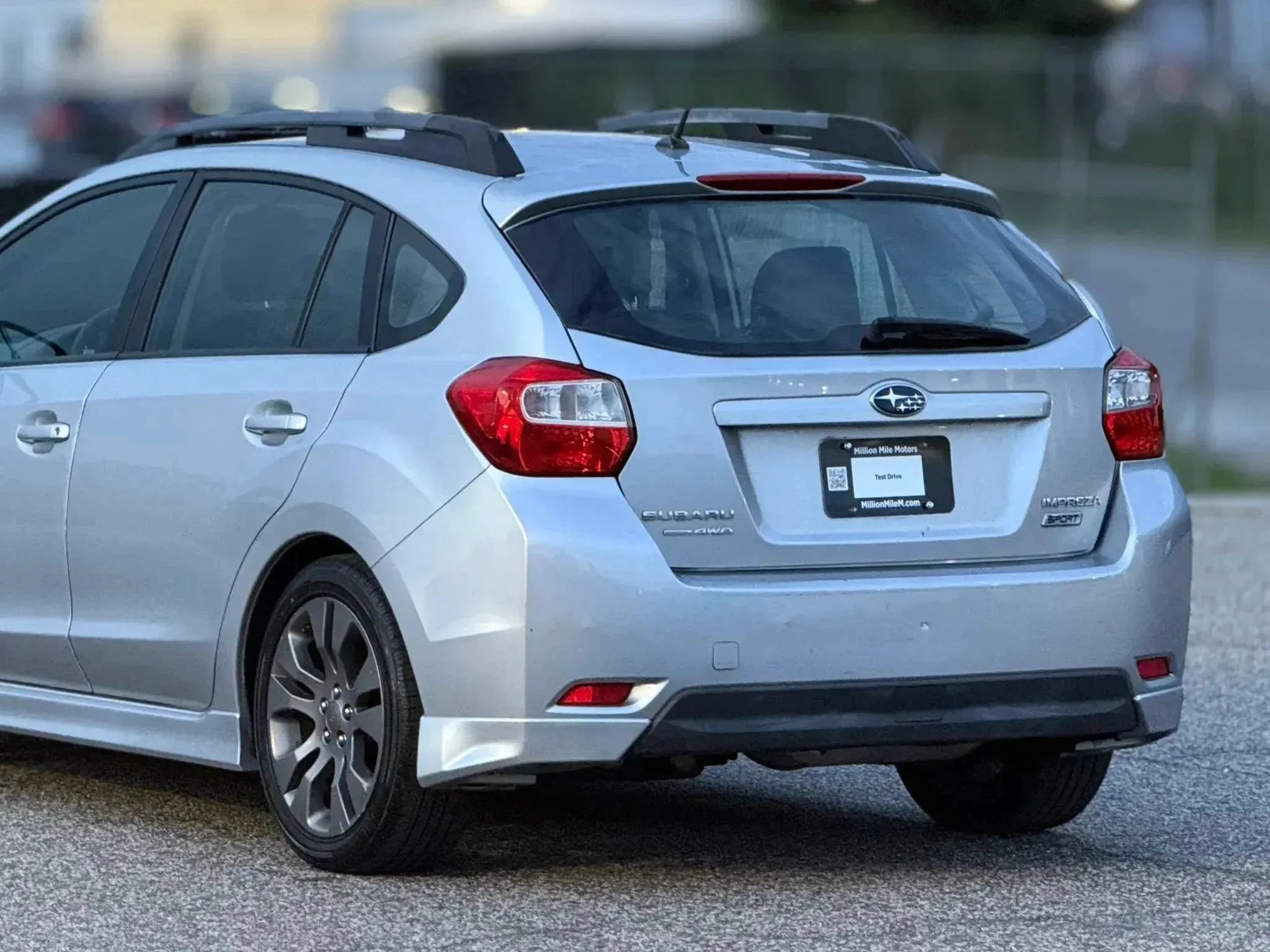 Used 2012 Subaru Impreza 2.0i Sport Premium AWD/4WD image 16