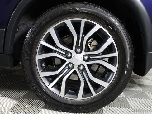 Used 2018 Mitsubishi Outlander SEL FWD image 41