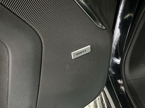 Used 2024 GMC Yukon Denali w/ Advanced Technology Package image 21