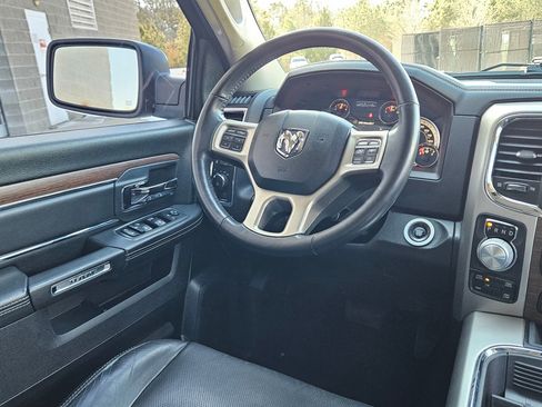 Used 2018 RAM 1500 Laramie w/ Convenience Group image 9