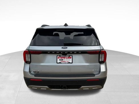 Used 2025 Ford Explorer Active w/ Active Comfort Package AWD/4WD image 6