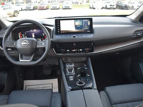 New 2026 Nissan Rogue Platinum image 31