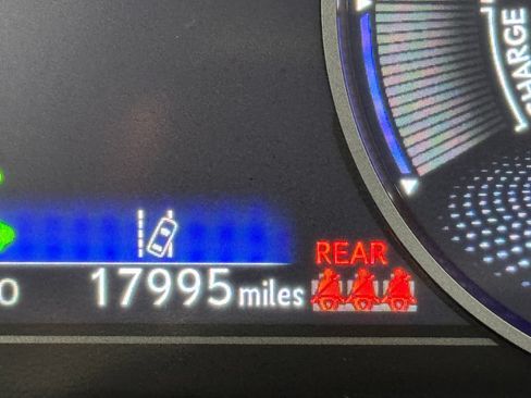 Used 2023 Lexus UX 250h F Sport AWD/4WD image 18