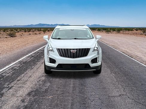 Certified 2024 Cadillac XT5 Premium Luxury w/ Technology Package FWD image 2