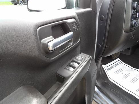 Certified 2021 Chevrolet Silverado 1500 Custom image 16