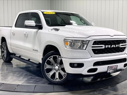 Used 2022 RAM 1500 Big Horn AWD/4WD image 3