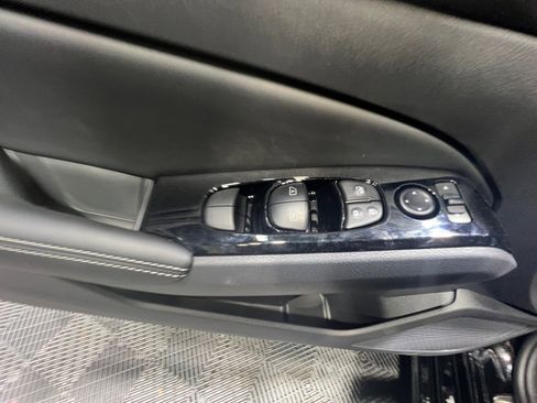 New 2025 Nissan Altima 2.5 SL image 14