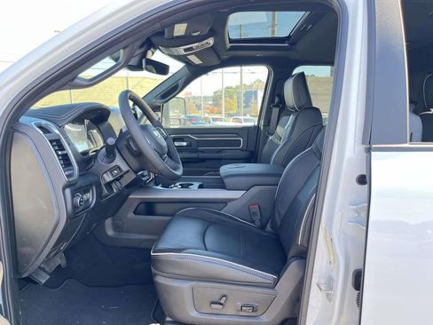 New 2026 RAM 2500 Laramie AWD/4WD image 23
