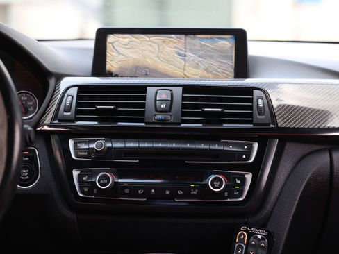 Used 2015 BMW M4 Coupe RWD image 41