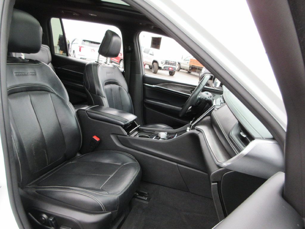 Used 2022 Jeep Grand Cherokee L Overland AWD/4WD image 26