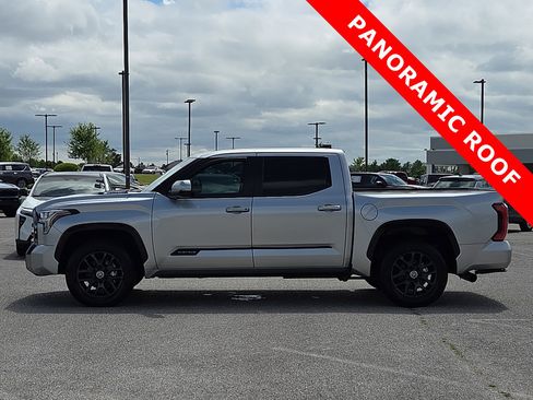 Used 2024 Toyota Tundra Platinum AWD/4WD image 3