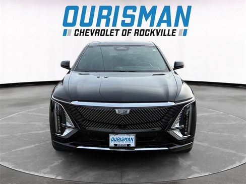 Used 2024 Cadillac Lyriq Luxury image 8