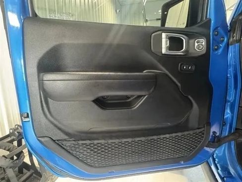 Used 2023 Jeep Wrangler Unlimited Sport AWD/4WD image 7
