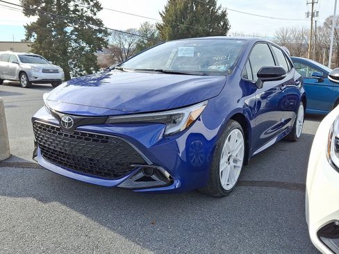 New 2026 Toyota Corolla SE image 3