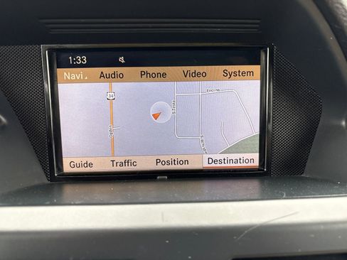 Used 2011 Mercedes-Benz GLK 350 4MATIC image 19