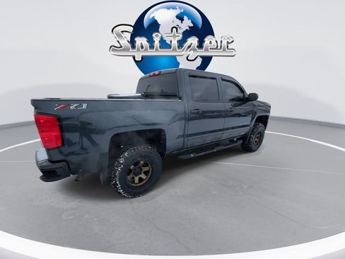 Used 2018 Chevrolet Silverado 1500 LT w/ All Star Edition image 9