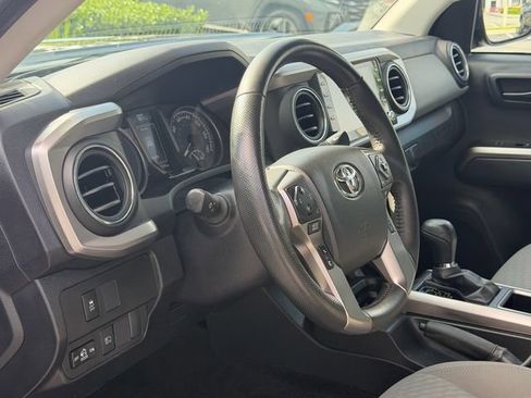 Used 2023 Toyota Tacoma SR5 w/ Technology Package RWD image 12