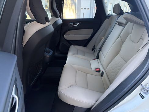 Used 2026 Volvo XC60 B5 Plus w/ Protection Package Premier AWD/4WD image 33