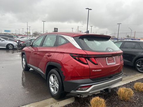 Used 2025 Hyundai Tucson SE image 7