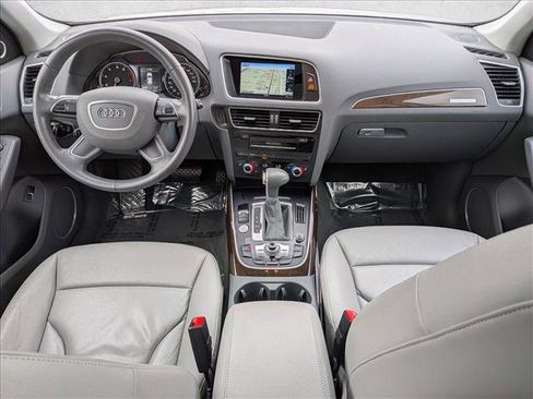 Used 2016 Audi Q5 2.0T Premium Plus w/ Technology Package image 18