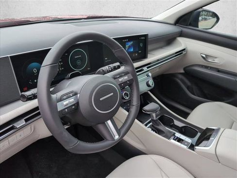 New 2026 Hyundai Tucson SEL image 3