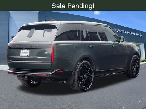 Certified 2023 Land Rover Range Rover Long Wheelbase SE AWD/4WD image 4