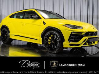 Used 2019 Lamborghini Urus video 1