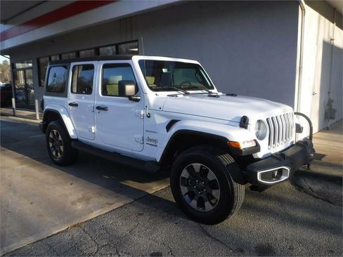 Used 2018 Jeep Wrangler Unlimited Sahara image 1