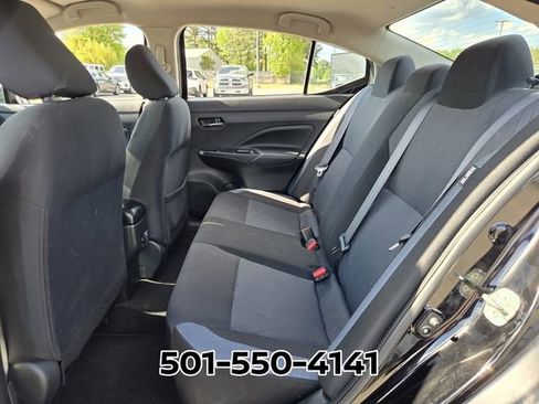 Used 2023 Nissan Versa SV FWD image 11
