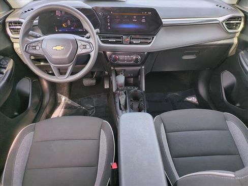 Used 2025 Chevrolet TrailBlazer LT image 17