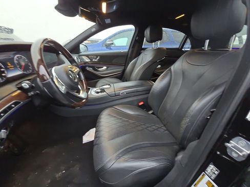 Used 2020 Mercedes-Benz S 560 4MATIC Sedan w/ Premium Package image 5