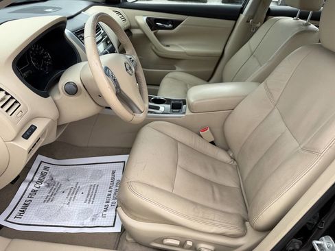 Used 2014 Nissan Altima 2.5 SL w/ Moonroof Package FWD image 14