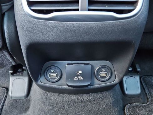 Used 2023 Hyundai Santa Fe Limited w/ Cargo Package image 32