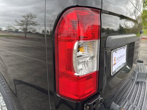 Used 2016 Nissan NV 3500 SV w/ SV Technology Package RWD image 22