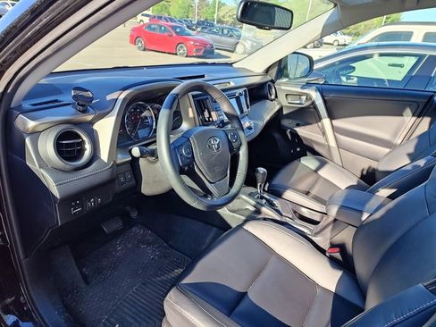 Used 2014 Toyota RAV4 Limited image 7