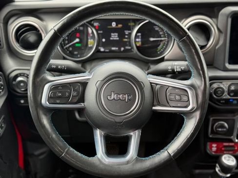 Used 2021 Jeep Wrangler Unlimited Rubicon 4xe w/ Cold Weather Group AWD/4WD image 23