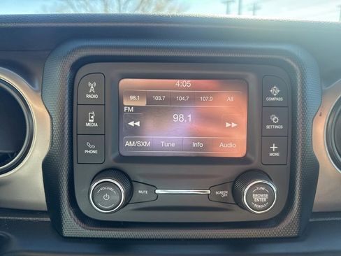 Used 2020 Jeep Wrangler Unlimited Sport AWD/4WD image 33
