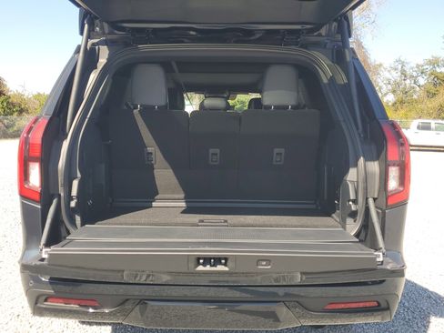 New 2026 Ford Expedition Platinum w/ Stealth Appearance Package image 9